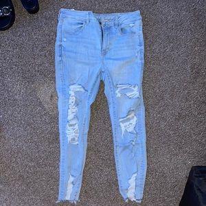 American Eagle ripped blue jeans